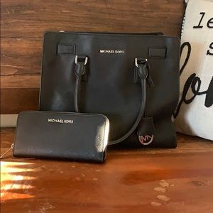 Michael Kors purse and matching wallet